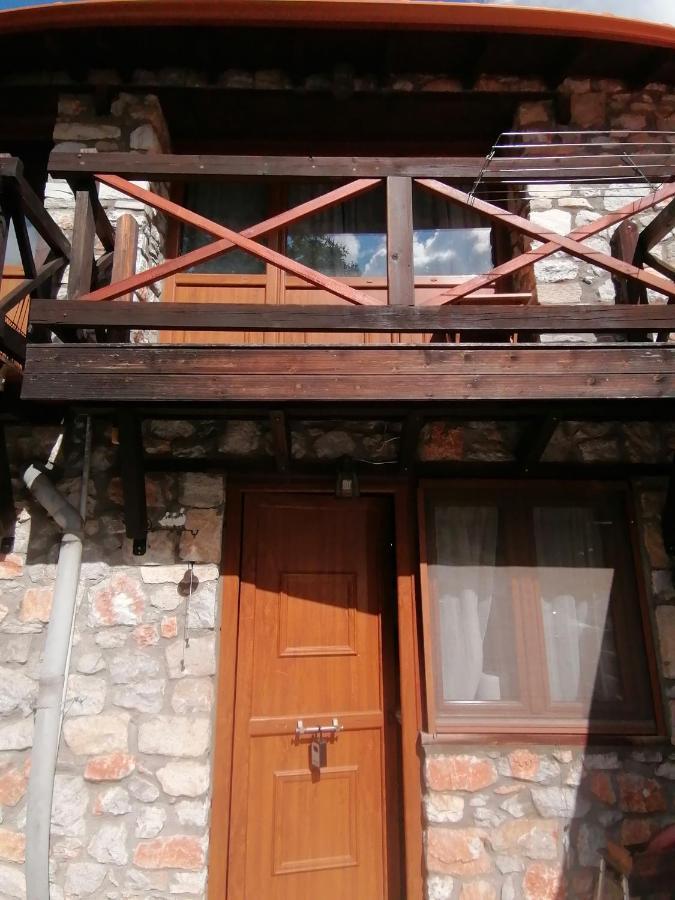 Traditional Stone Cottage In Palio Elatohori المظهر الخارجي الصورة